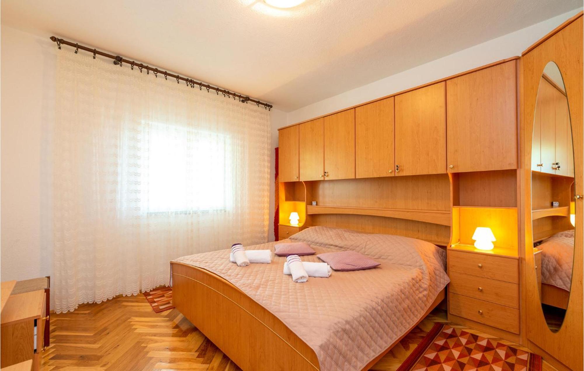 Lovely Apartment In Rovanjska With House Sea View Exteriér fotografie